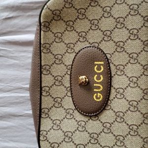 Crossbody bag, says gucci not authentic
